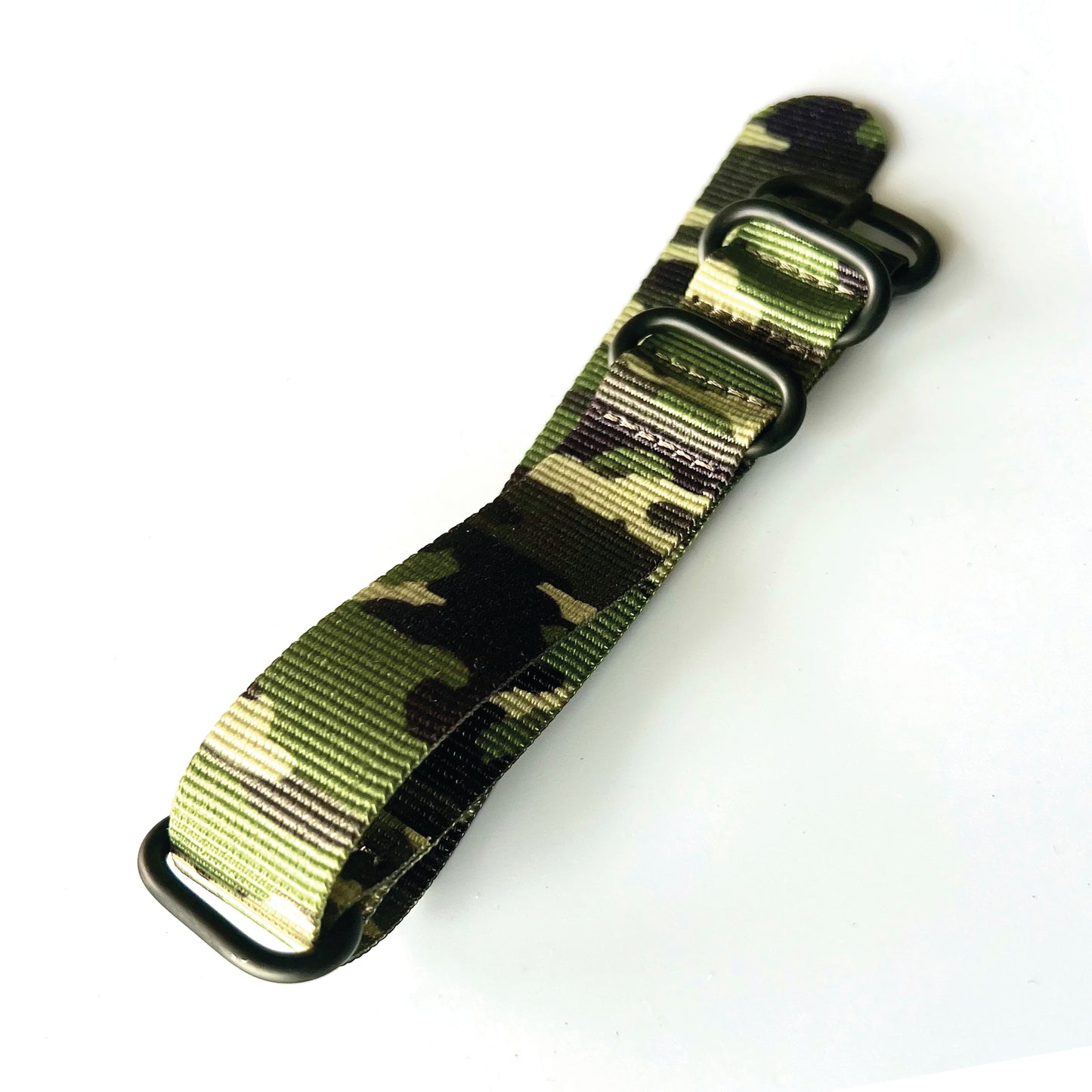 Normalzeit camouflage nylon strap with black IP hardware, full length detail view